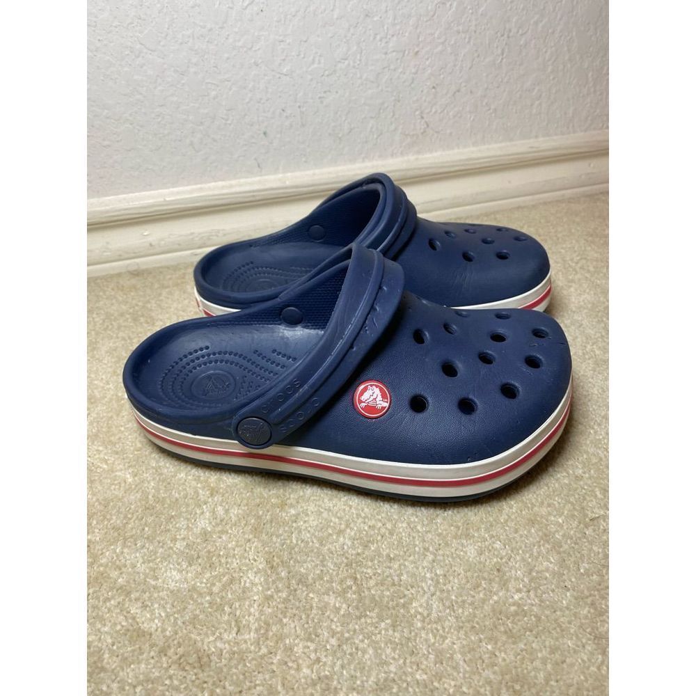 Crocs Navy Red Stripe Kids Clogs Sz 2 Y Youth Boys Comfort Relaxed Fit Children